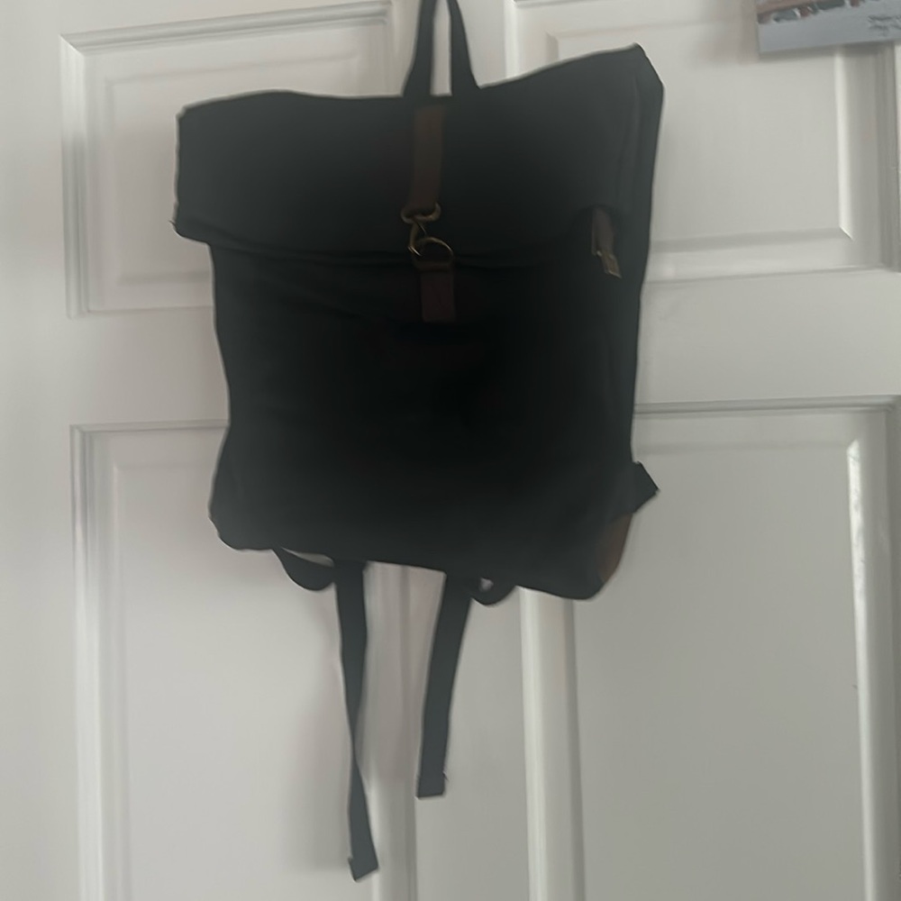 Quadra backpack. Never used